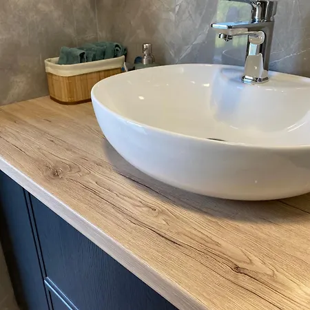 펜션 Tiny House Neny Fruska Gora *