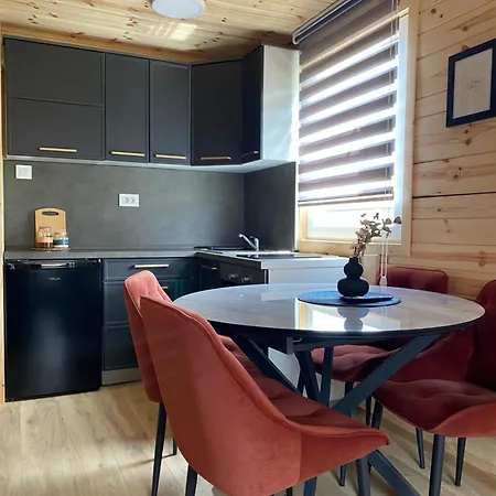 Tiny House Neny Fruska Gora Casa vacanze *